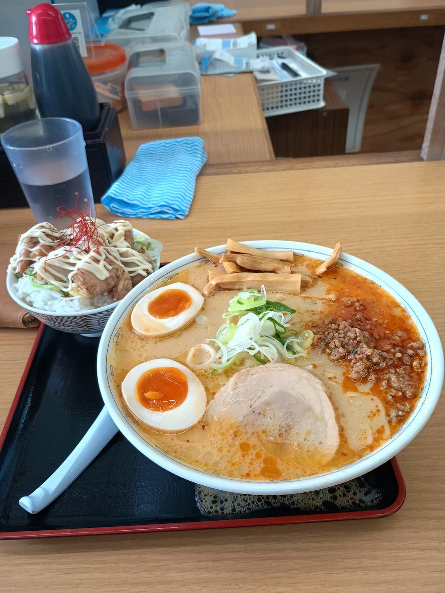 dicesakuyuko's tweet photo. 中華そば雲ノ糸で限定の豆乳担々麺！
煮干のだしがよく効いてる担々麺でした！ごちそう様です!
#雲ノ糸　#中華そば雲ノ糸 https://t.co/A8sQULqT5k