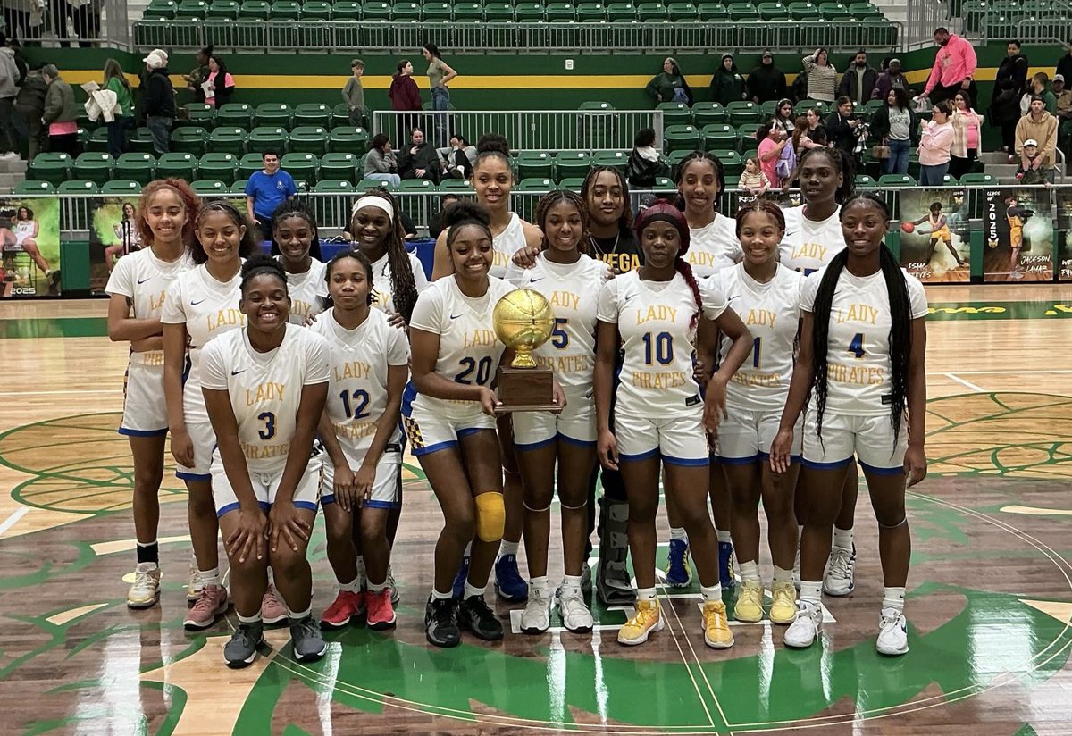 Coach Marcus (@coach_marcwill) on Twitter photo ROUND 2️⃣ US PLEASE‼️
Bi-District Champs 🏆
La Vega 7️⃣2️⃣
Taylor 3️⃣0️⃣
<a href="/_angelacarroll/">Angela Carroll “AC”</a> 16 Pts
<a href="/SolangeLoadholt/">Solange’ Loadholt</a> 12 Pts
Area Playoff Game will be at College Station HS this Thursday vs the winner of Bellville/Willowridge!
#5Left #3Peat #RemakeHistory #EEHH ROUND 2️⃣ US PLEASE‼️
Bi-District Champs 🏆
La Vega 7️⃣2️⃣
Taylor 3️⃣0️⃣
<a href="/_angelacarroll/">Angela Carroll “AC”</a> 16 Pts
<a href="/SolangeLoadholt/">Solange’ Loadholt</a> 12 Pts
Area Playoff Game will be at College Station HS this Thursday vs the winner of Bellville/Willowridge!
#5Left #3Peat #RemakeHistory #EEHH