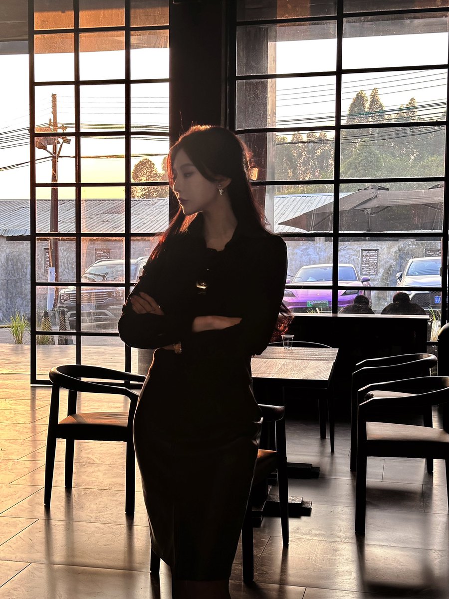 wangxinyao0906's tweet image. #allback   我在阳光下往返于春天～🌞