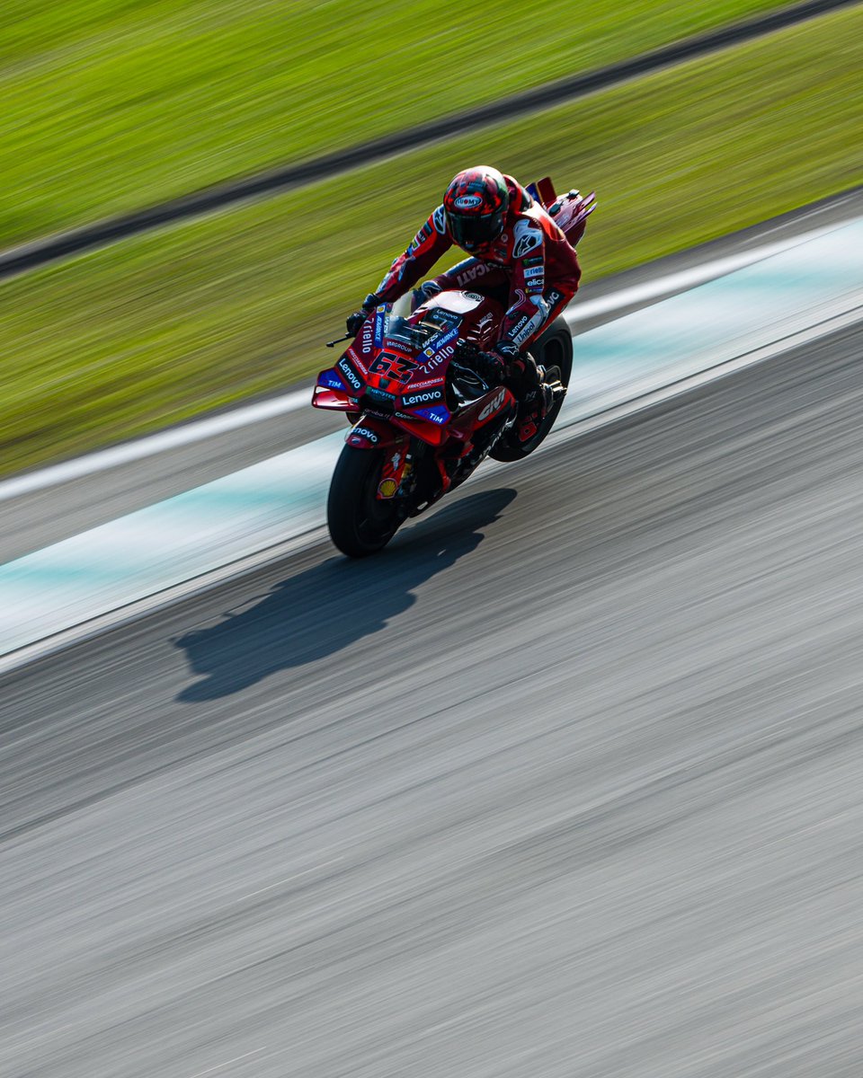 #sepangtest #2025 Day 3 ✅ #terimakasih @canonespana #@sepangcircuit #motogp #robledo #porritagram #motosport #test #sportphotography #canonpromaster  #Canon #r3 #r5markII