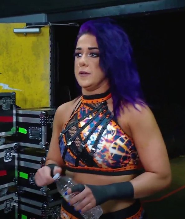 DanielsDynasty's tweet image. It was a night of beauty and athleticism...starting with the return of the #PreciousOne @ImKingKota...then, we had the #AdorableOne @itsBayleyWWE and the #IrishAngel @Real_Valkyria being scouted by the #Prodigy @roxanne_wwe. Thank you, ladies.
#WWERawonNetflix 

👍 🪶  🤙  🤚🫴