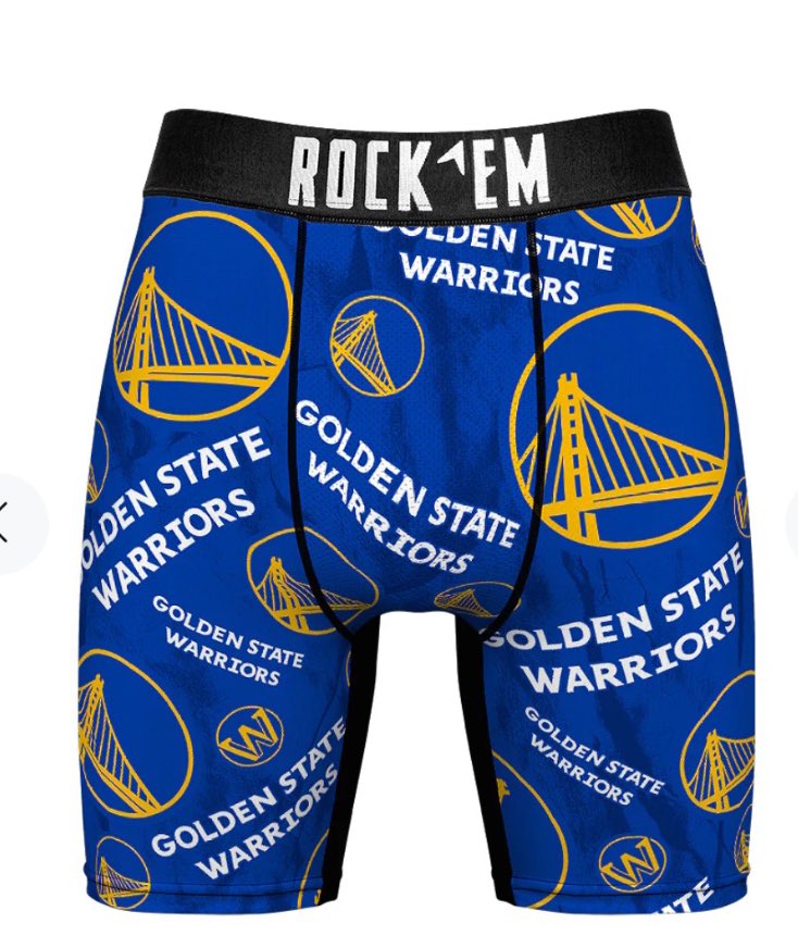 What i’m rockin tonight in bed after Curry had his 4th straight 30+ point game…🐐🤭