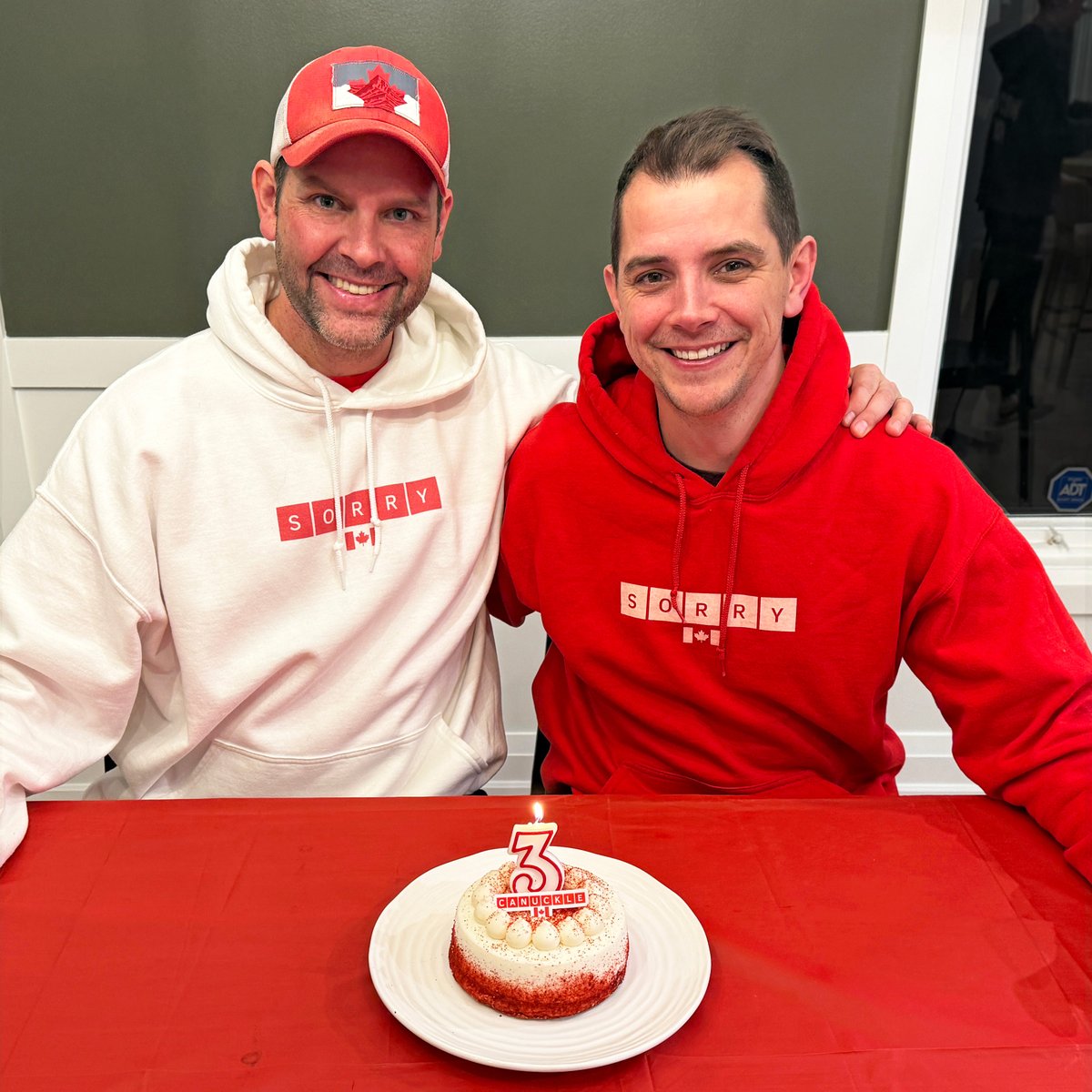 Canuckle 🇨🇦 tweet media