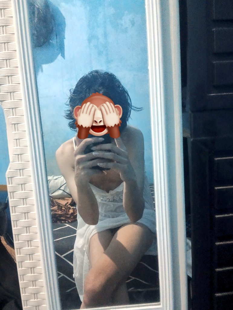 trevvthh's tweet photo. i thought this so cute

#Femboy #Crossdresser #shemale #femboyindonesia https://t.co/2m6Q6C8S4R