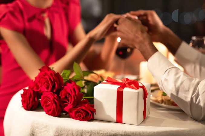 Classic 105 Kenya (@classic105kenya) on Twitter photo .<a href="/ItsMainaKageni/">Maina Kageni</a>: Valentineโs Day is just three days away, ladies! Are you planning to get your man something special this year? The gents say theyโre tired of always being the ones to take the initiative.
#MainaAndKingangi .<a href="/ItsMainaKageni/">Maina Kageni</a>: Valentineโs Day is just three days away, ladies! Are you planning to get your man something special this year? The gents say theyโre tired of always being the ones to take the initiative.
#MainaAndKingangi