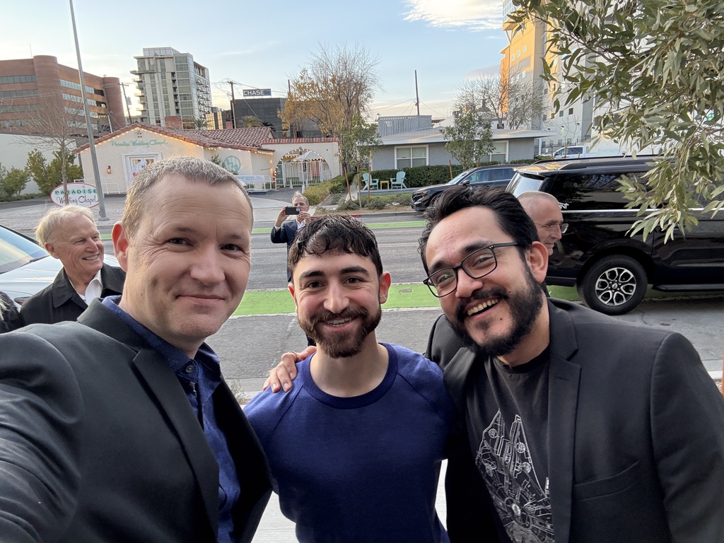 realDaveFeldman's tweet image. Just three #LMHR researchers at the first Special Showing of The #CholesterolCode 

@nicknorwitz @AdrianSotoMota
