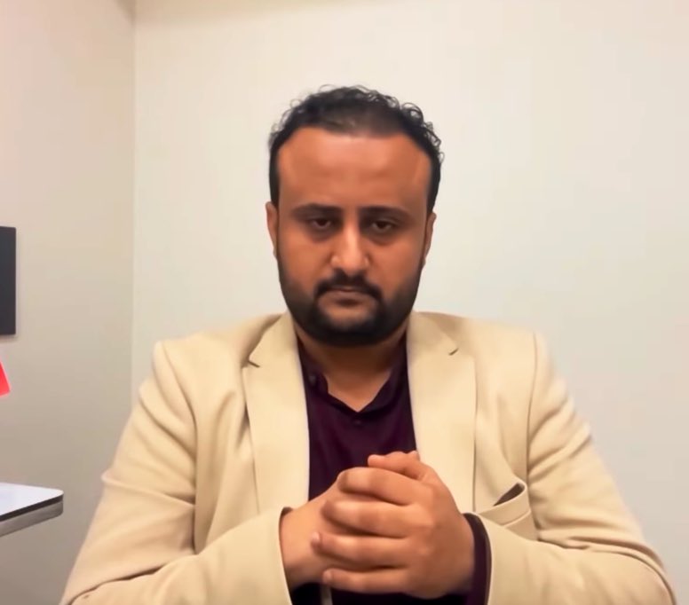 مصادر خاصة، قوات تتبع اللواء الركن أبوبكر الجبولي قائد محور طور الباحة قامت بالقبض على العميد أمجد خالد، وحتى اللحظة محتجز لديهم.

يذكر أن المحكمة الجزائية المختصة في العاصمة اليمنية المؤقتة عدن أصدرت حُكمًا بالإعدام على القائد السابق للواء النقل أمجد خالد، وسبعة آخرين.