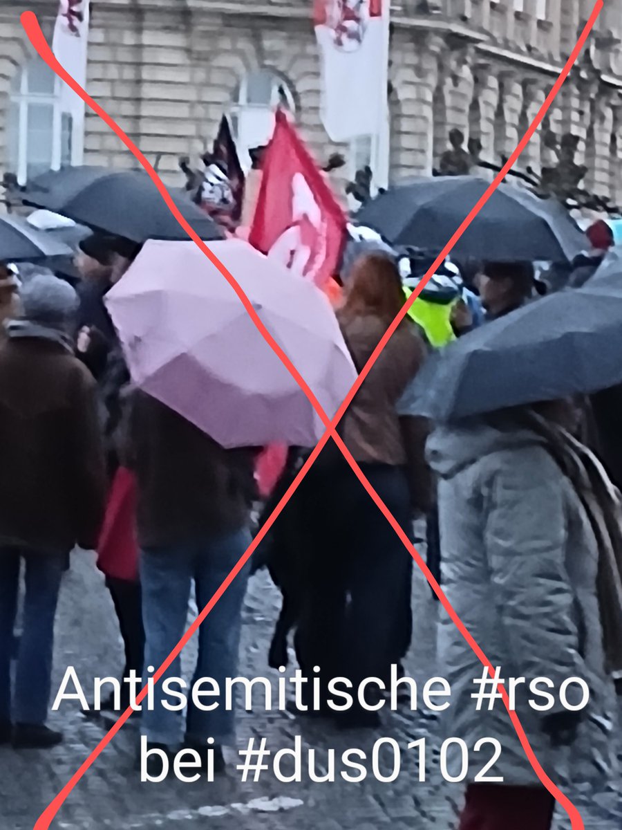KoeAntifa161's tweet photo. Bei #dus0102 wurde die #Entrismus Strategie der antisemitischen Mischszene von Nazis, Islamist:Innen &linken Gruppen auch getestet.
#RSO ist zB vom #zakk wegen #Antisemitismus ausgeschlossen.
Erfolgreich konnten antisemitische Gruppen & jihadistische Gefährder teillnehmen. https://t.co/cpZXswL5ts