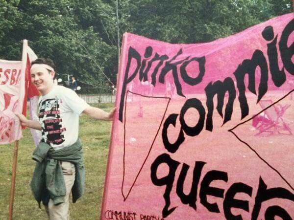 Un 11 de febrer de 1987 moria Mark Ashton. Membre de Lesbians and Gays Support the Miners, va lluitar contra les polítiques neoliberals de Thatcher, sobretot durant la vaga de miners gal·lesos de 1984-85, unint la lluita minera i la lluita per l'alliberament sexual i de gènere.