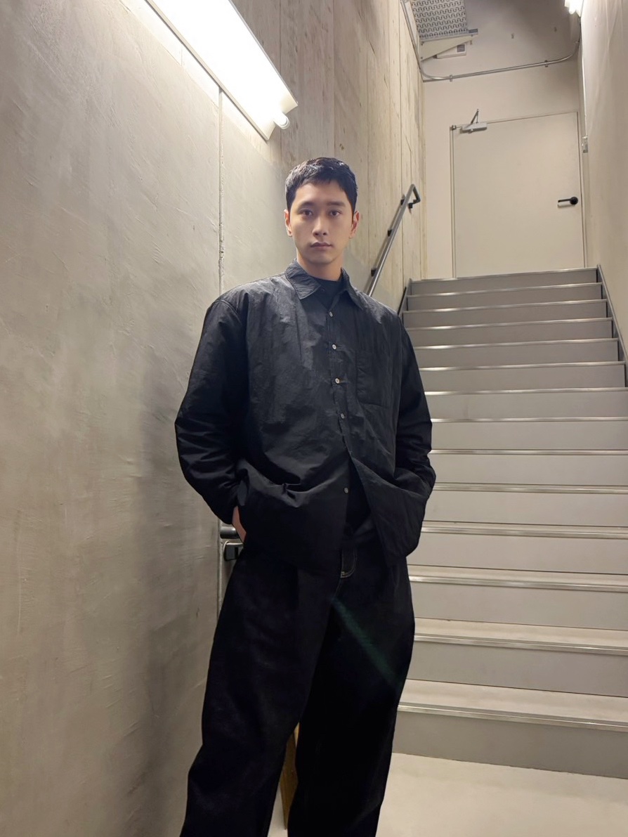 CHANSUNG_JAPAN's tweet image. 映画『誰よりもつよく抱きしめて』舞台挨拶🎞️🫧

全日程が終了しました🌟

劇場に足を運んでくださった皆さん
ありがとうございました💜

映画『#誰よりもつよく抱きしめて』
そして #チャンソン が演じるイ・ジェホンを
たくさん愛してください🫶🏻💐

@dareyorimo_eiga
#CHANSUNG #2PM #찬성 #誰よりも