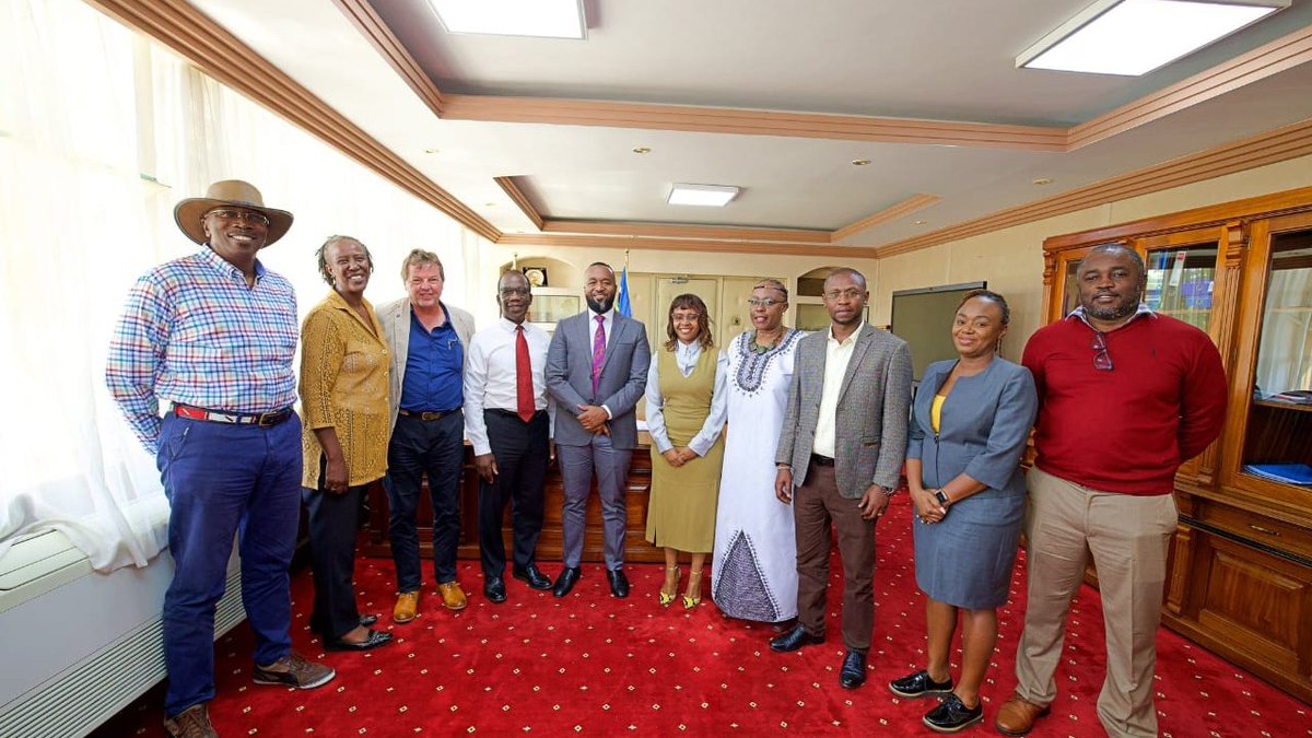 Aquaculture Policy Update.
I am pleased to share that the working group set up by <a href="/HassanAliJoho/">Hassan Ali Joho, EGH.</a> to review &amp; recommend on the suspended aquaculture regulations has successfully completed its work.
Read more here👉: shorturl.at/XJZmQ

#Aquaculture #PolicyReform #LVA