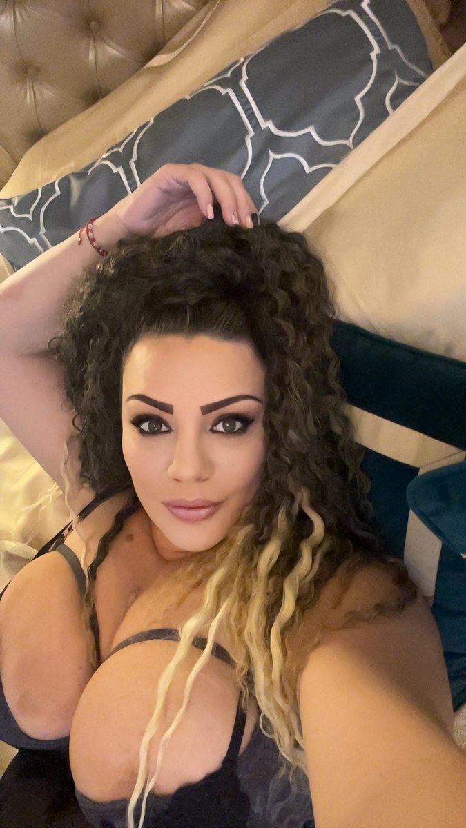 Sweetmilf4urach's tweet photo. Open for chat?!🤪🤪#Popular
#customcreator #viral https://t.co/j7xgamLj8q