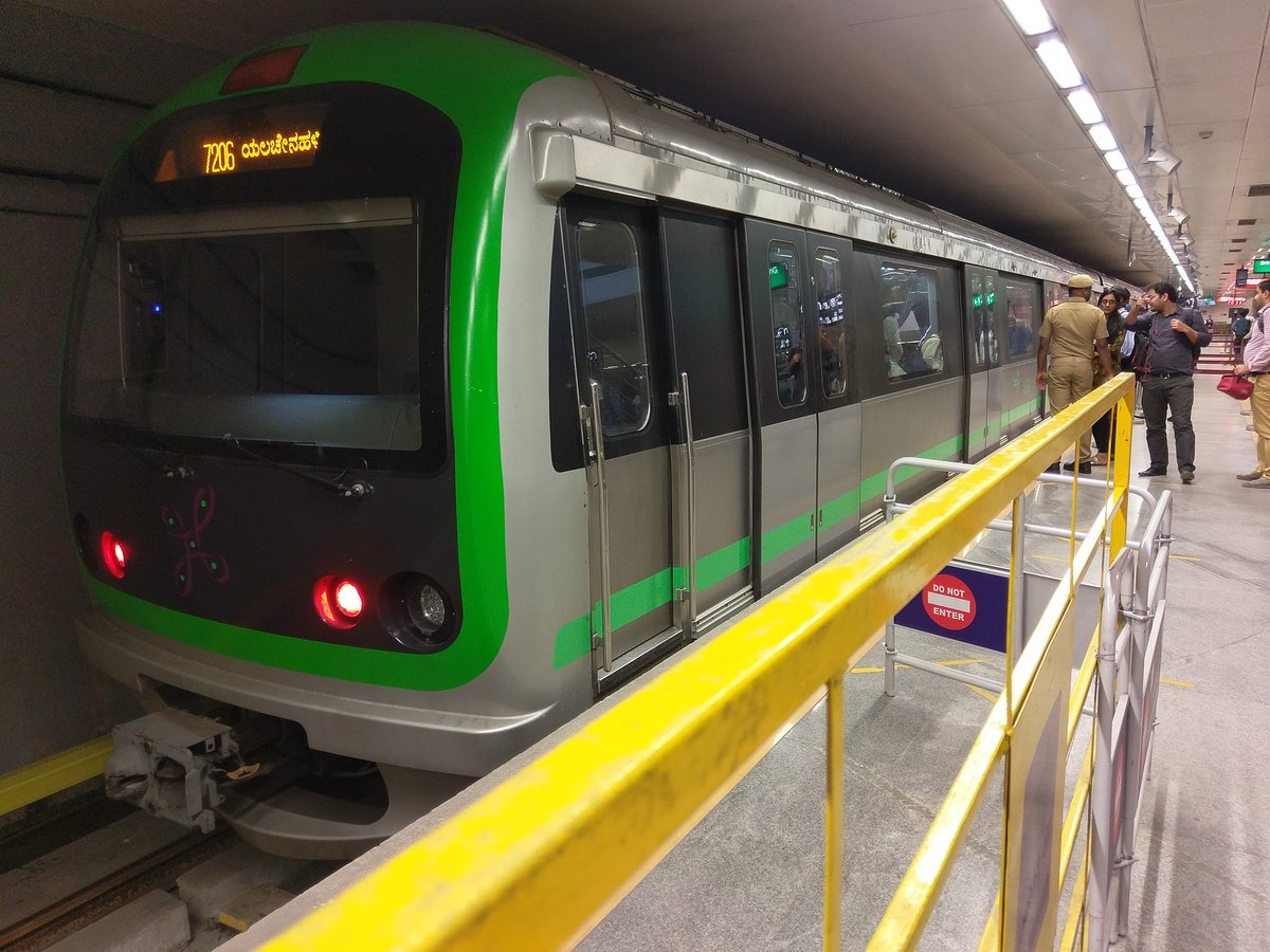 streetfrontier's tweet photo. Bengaluru Metro fares have been hiked by 50%, and the public outrage is completely justified.
Metro as a transport system is always costlier than buses in any city.
But poor decisions by the state government and BMRCL made it worse.
🧵 .. https://t.co/TLCekZcfRB