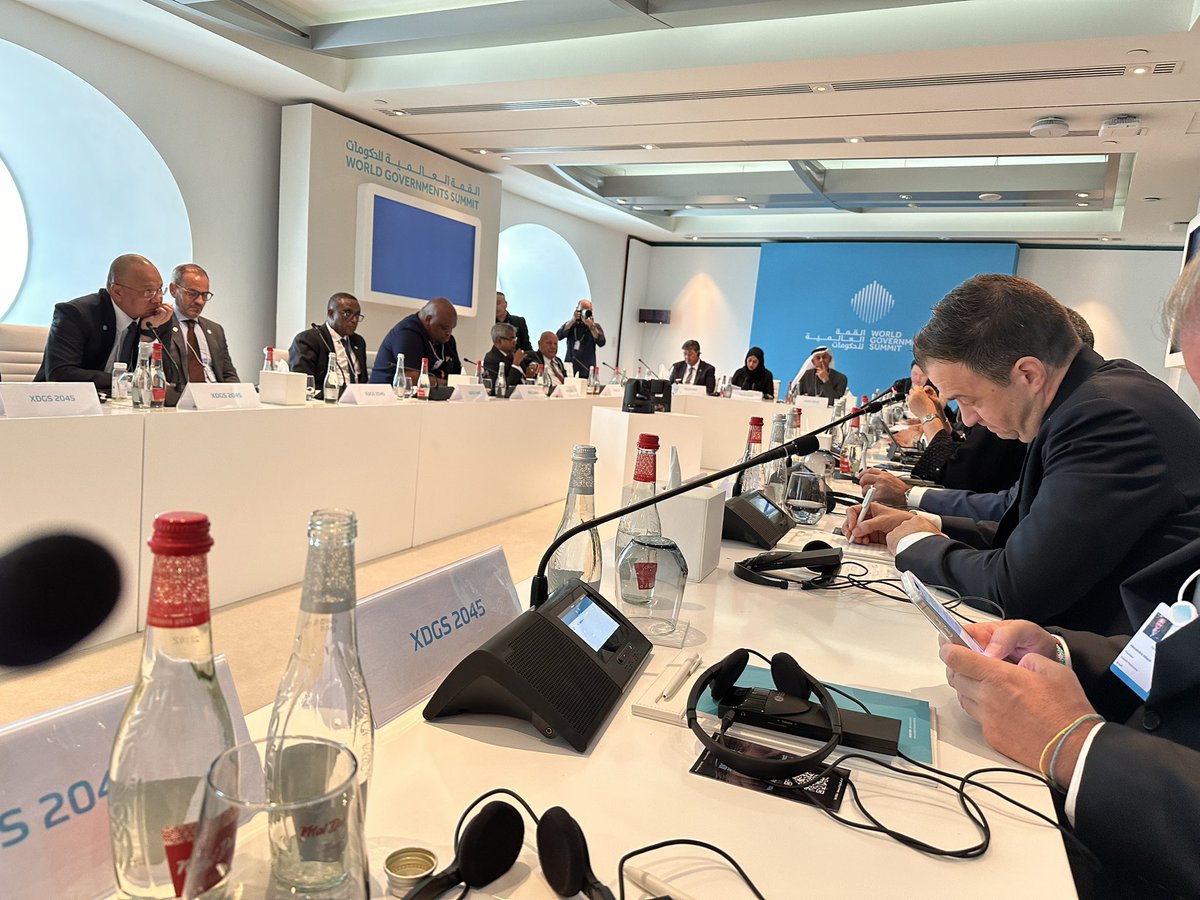 Great to be attending the #WorldGovSummit in Dubai. Just spoke at their Ministerial meeting on XDGs for 2045 discussing the need for Prevention in Health Care and for Pandemics as critical pathways for all countries and the need for equitable provision of our preventive tools.