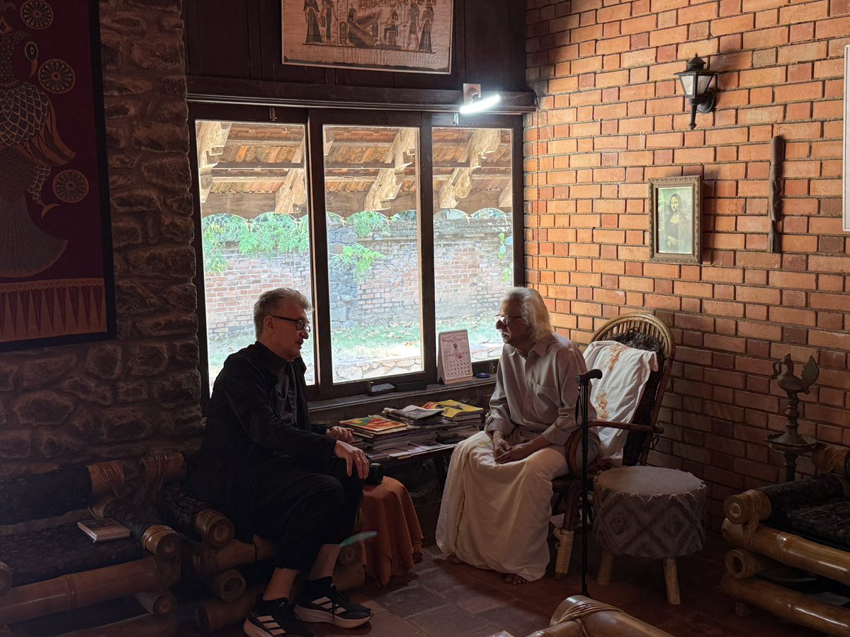 shividungarpur's tweet photo. You cannot come to Kerala and not meet Adoor Gopalakrishnan brought Wim Wenders to his beautiful house….spent the morning with these two great minds discussing cinema and their love for Ozu… https://t.co/6VU8o7bHMk