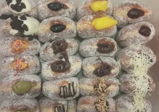 aguskoerniawan's tweet image. Para Blogger pecinta donat...

#donat #bomboloni 

Info lengkap blogpunyaagus.blogspot.com/2023/06/sejara…