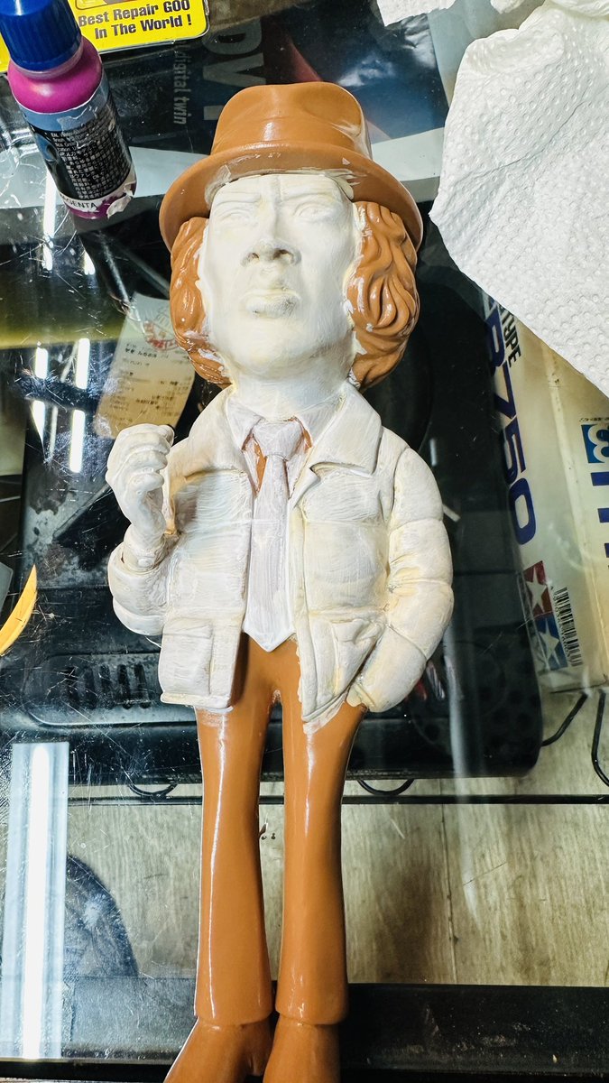 さあ始めようか
知人所有のアバター？塗り
うわ難しい…
#松田優作 #ファレホ #vallejo