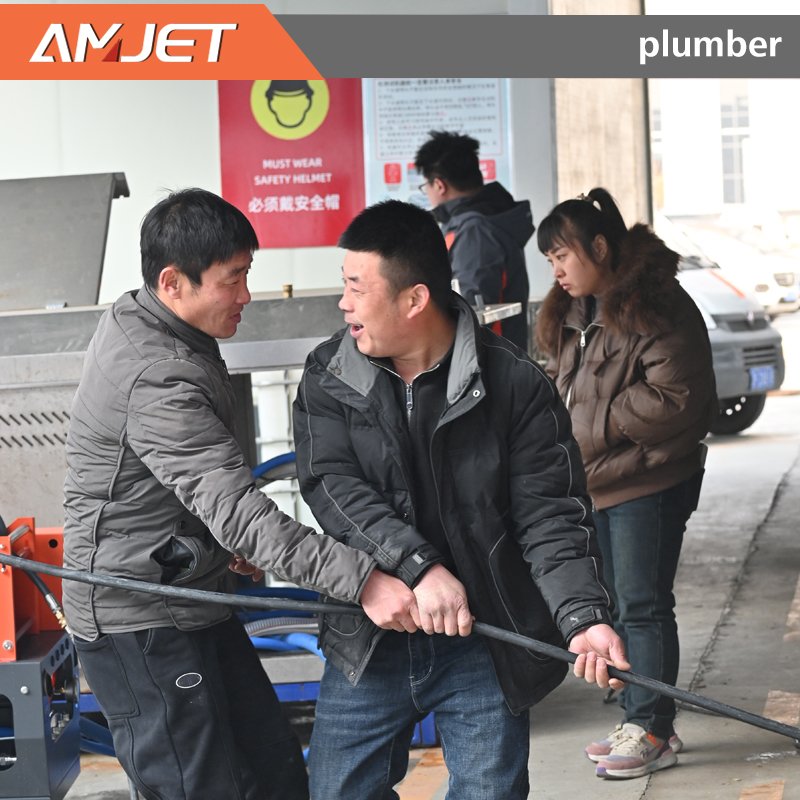AMJETSandy's tweet photo. The plumber had his own 2000psi sewer cleaner, which had no power. Came to the factory to test the 4350psi sewer jet, he was satisfied,#plumber #amjet #jetter https://t.co/KZrB3qN94i
