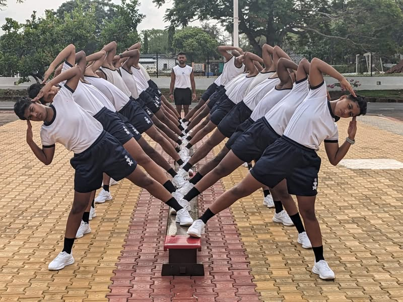 IN_HQENC's tweet photo. #TrainingTuesday
Train Today, Rule Tomorrow
#indianNavy #JoinNavy