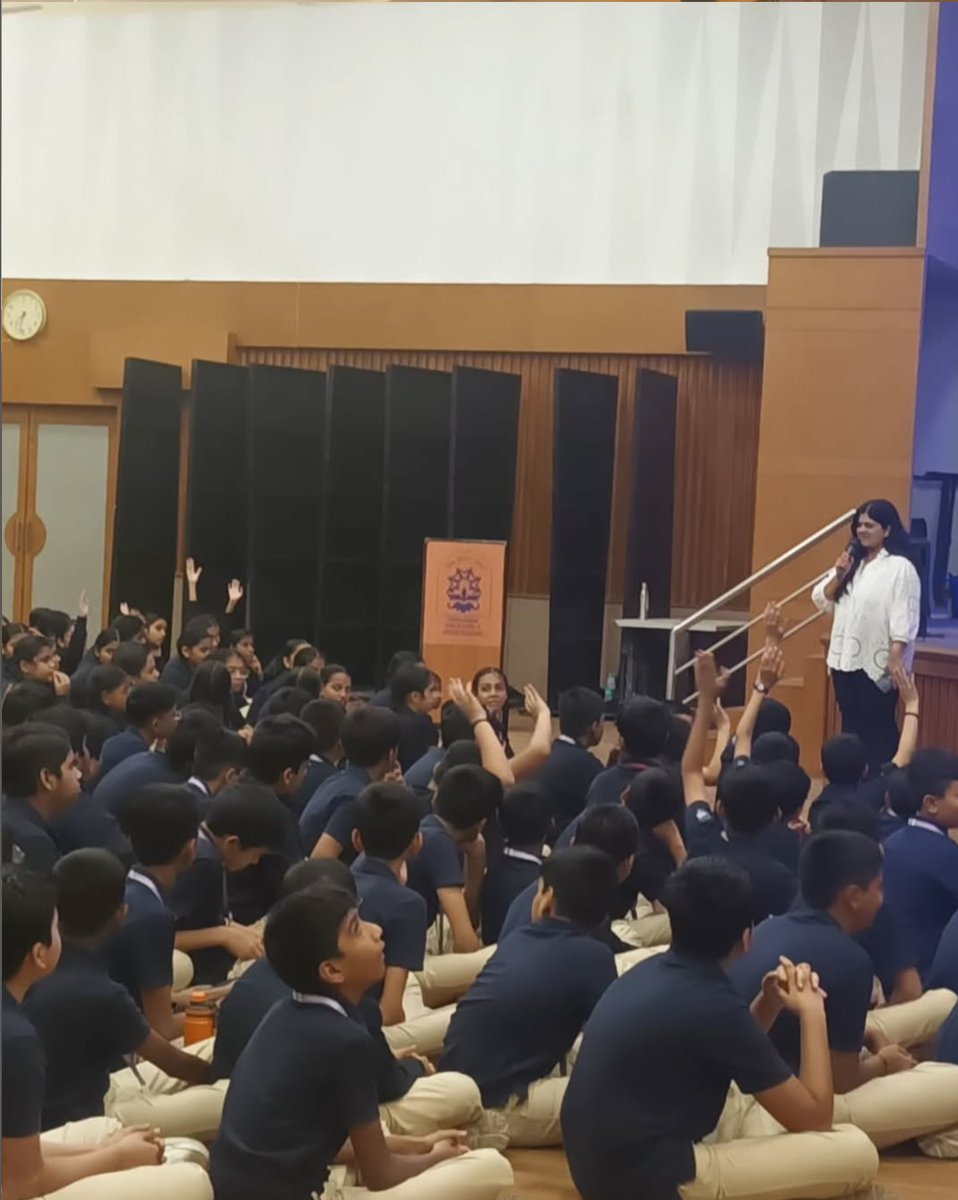 vardhiniamin's tweet photo. School sessions are the best—nothing beats the energy and curiosity of so many bright kids! Huge thanks to Gokuldham High, Vasant Vihar High, and Thane Police School for having me. @HachetteIndia 

#SchoolVisits #TheForestborns #AuthorLife #FantasyBooks #MiddleGrade #YAFantasy https://t.co/mqi4RzYRsp
