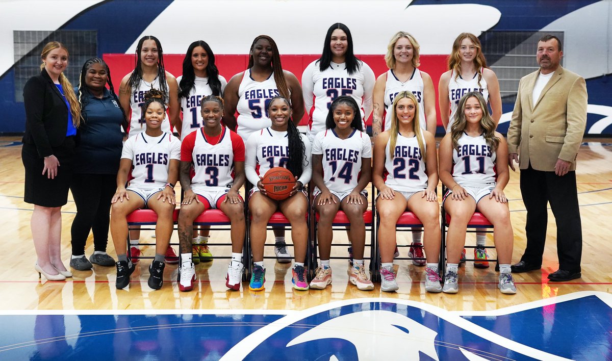DSCC_WBK's tweet image. Update on 24/25 wbb season!
Ranked 3rd out of 11 teams in our conference right now! Keep up the great work ladies❤️💙