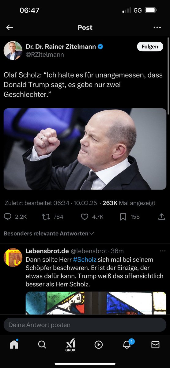 Marco_W20's tweet photo. Die jüngste Äußerung von Bundeskanzler Olaf Scholz, in der er die Aussage von Donald Trump, es gebe nur zwei Geschlechter, als falsch bezeichnet, wirft erhebliche Fragen auf. Diese Positionierung ist nicht nur wissenschaftlich und biologisch umstritten, sondern stellt auch eine gezielte Desinformation dar, die die öffentliche Debatte unnötig polarisiert.

Es ist bedenklich, dass ein politischer Spitzenvertreter eine derart umstrittene Aussage als unbestreitbare Wahrheit darstellt und somit aktiv zur Verunsicherung der Bevölkerung beiträgt. In einer Demokratie ist es essenziell, dass Politiker verantwortungsbewusst mit Fakten umgehen und keine ideologisch gefärbten Narrative als allgemeingültig präsentieren.

Solche bewussten Falschdarstellungen sollten nicht folgenlos bleiben. Es muss sichergestellt werden, dass politische Aussagen, insbesondere von Regierungsvertretern, auf einer sachlichen und faktenbasierten Grundlage beruhen. Sollte sich herausstellen, dass Fehlinformationen absichtlich verbreitet werden, sollten angemessene Konsequenzen folgen, um die Integrität politischer Kommunikation zu gewährleisten.
