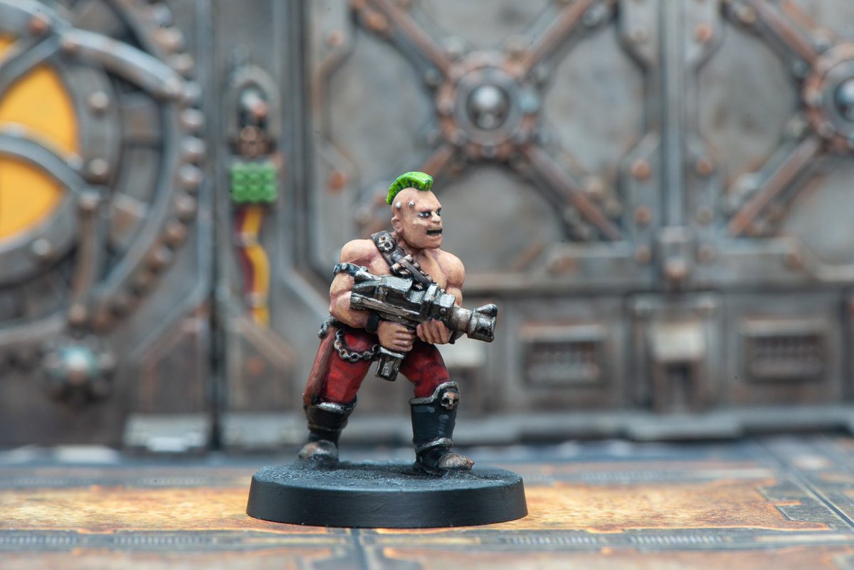 IgoUgoGamer's tweet photo. Goliath Juve with Autopistol #WarhammerCommunity #paintingwarhammer #paintingminiatures #Necromunda #oldhammer #necromunda95 https://t.co/vpgphjVJgL