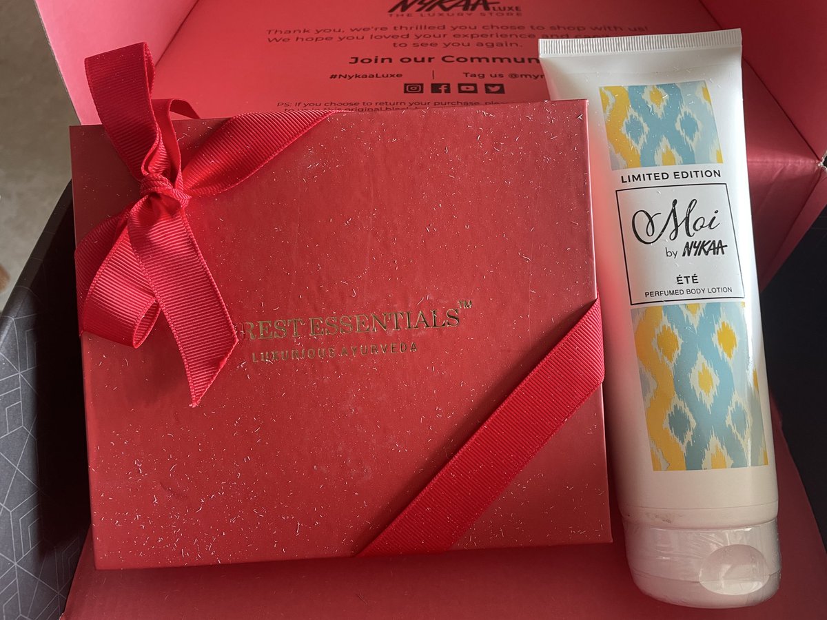 KayWrites2109's tweet image. When bday gifts start arriving earlyyy! Thank you @MyNykaa &amp;amp; @ForestEssential !!

I love it 🥰 even though I had to place an order to get this gift 🤐 

#birthdaymonth #febbaby