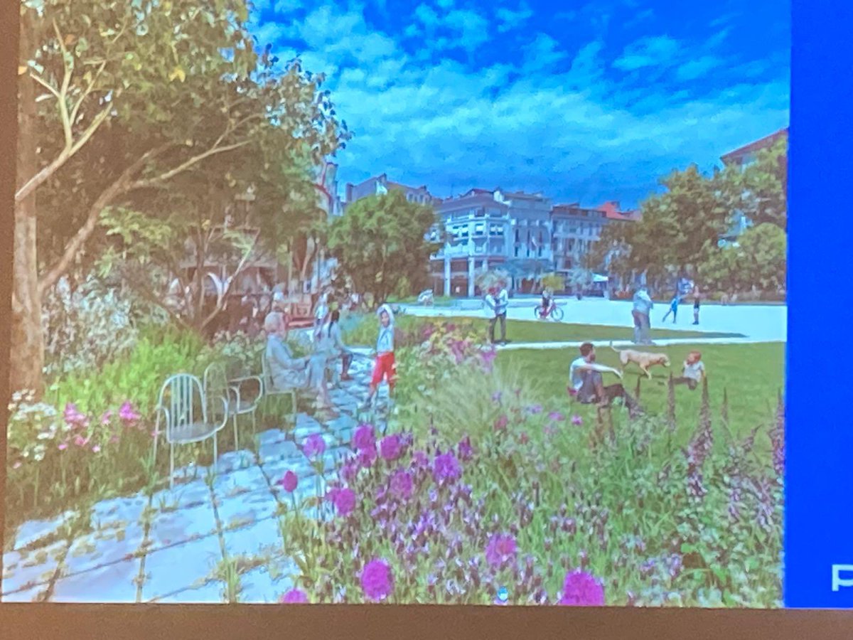 Ville_Pau's tweet photo. Très grosse affluence au forum citoyens pour la présentation de la vegetalisation de la place Clemenceau qui va devenir une place jardin ! https://t.co/8jBqyItUdt