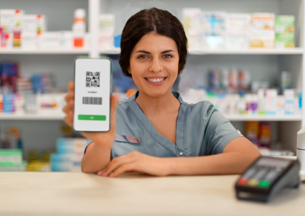 aargauischer's tweet photo. Mit dem E-Rezept Schweiz können Ärzt:innen digitale Rezepte ausstellen. Apotheken können diese dank QR-Code erfassen und entwerten. Das macht die Abläufe in Praxis und Apotheke sicherer und effizienter. Mehr Infos unter: https://t.co/ue7XZBlvJI https://t.co/c2uXLEP0l9
