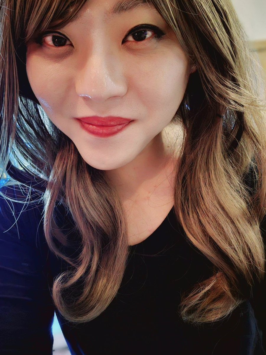 늦은 새해 인사!
다들 새해 복 많이들 받으세요!!
아! 저는 잘 지내고 있답니다!!
#수원 #cd