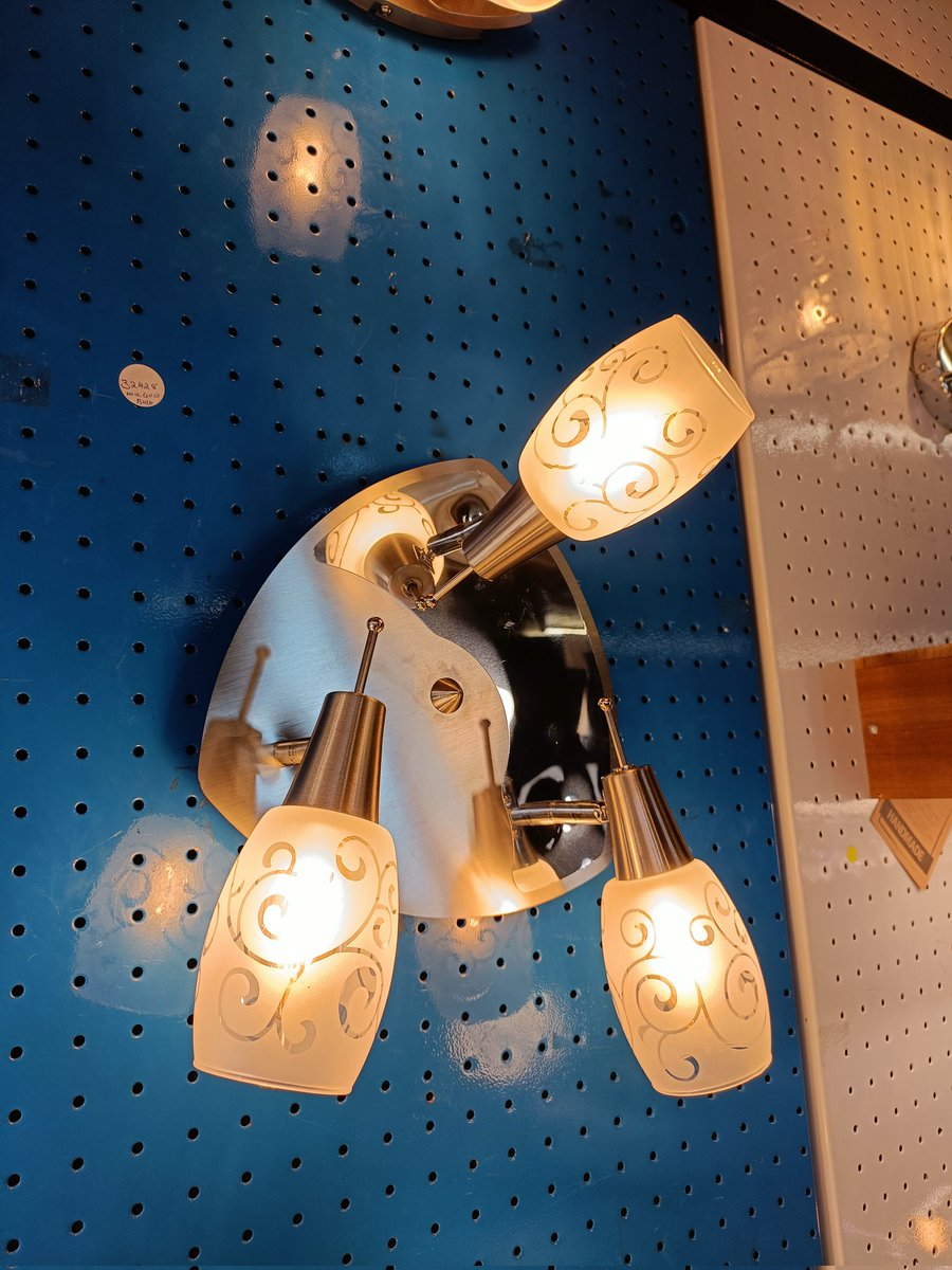 CIL_lighting's tweet photo. NEW ARRIVALS - Our Globo wall lighting is on display at our showrooms. 

Visit us
📍 Road A, Industrial Area 
📍 Corner Plaza, Westlands 
📍 Moi Avenue, Mombasa 

Contact us
📞 +254 (0) 797 282561 
✉️ marketing@creative-innovation.com

#newarrivals #fypシ゚viral #interiordecor https://t.co/YsJX1GnCQ4