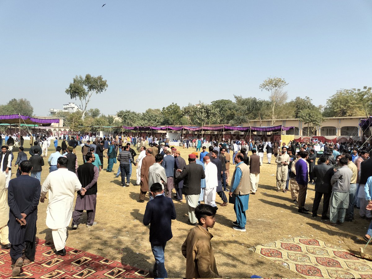 TharEduAlliance's tweet photo. #ScienceInSindh, an initiative by @SELD_Sindh aims at encouraging the region's students to focus on steam education. 

DEO Sec &amp; H Sec Larkana Gul Bahar Magsi, GM Abro District President Larkana GASTA &amp; Mukhtyar Samo Senior Educationist inaugurated the Larkana STEAM festival. https://t.co/3simRftecs