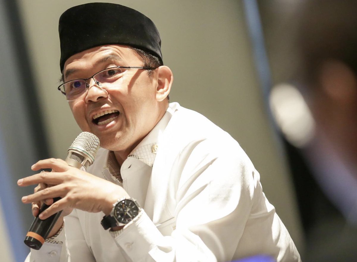 DPP PKB (@dpp_pkb) on Twitter photo PKB Minta Pemerintah Tindak Tegas Produsen Miras Ilegal
Legislator PKB <a href="/kangmaman72/">Maman Imanul Haq</a> mendesak pemerintah bersikap tegas untuk memberikan efek jera kepada produsen miras ilegal. #PKBSolusiBangsa
fraksipkb.com/2025/02/10/8-m… PKB Minta Pemerintah Tindak Tegas Produsen Miras Ilegal
Legislator PKB <a href="/kangmaman72/">Maman Imanul Haq</a> mendesak pemerintah bersikap tegas untuk memberikan efek jera kepada produsen miras ilegal. #PKBSolusiBangsa
fraksipkb.com/2025/02/10/8-m…