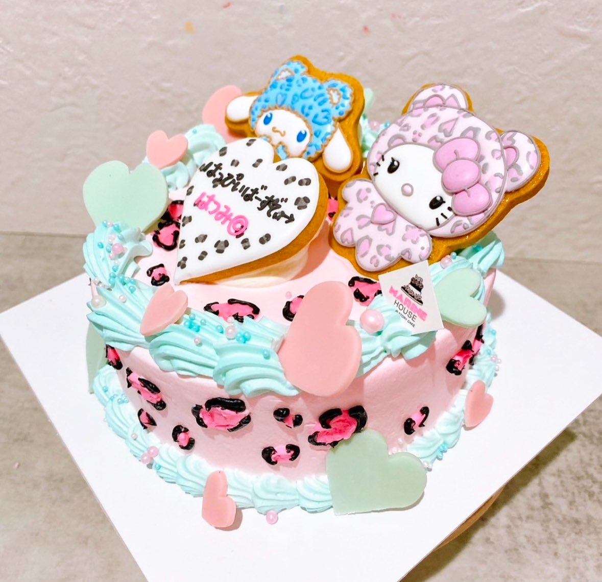 nr_0414's tweet photo. ギャルケーキ https://t.co/jzMVt7r33H