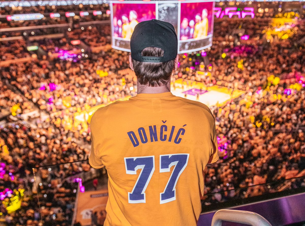 LakeShow but in Premium Experience fashion with @tiktokcreators 🤩🏀 📍Hyde  Lounge at Crypto Arena