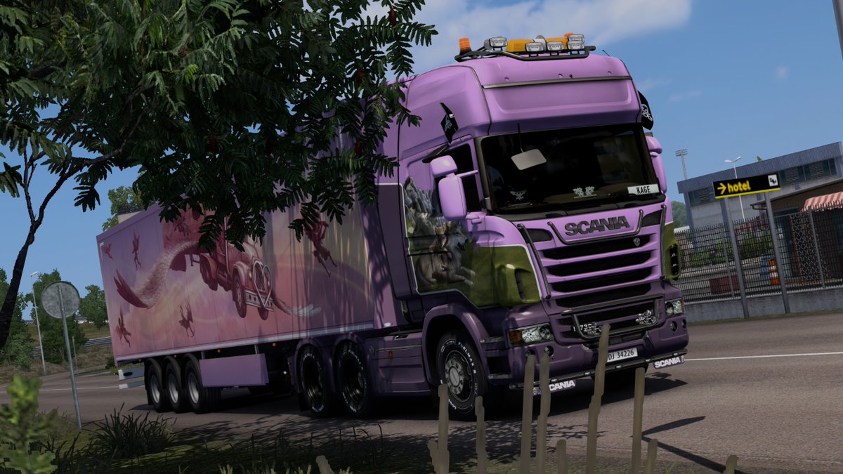 KageKitsune_'s tweet photo. #CupidsExpress 🚛💝 #ATS #ETS2 #BestCommunityEver @SCSsoftware https://t.co/Q7YvI5YEm9