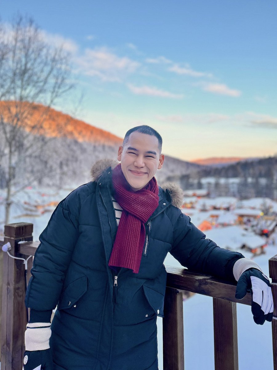 FlukePhutt's tweet photo. #snowtown #snowtownharbin #chinasnowtown #snowvillage #harbin #china 🇨🇳 https://t.co/n6C93cLluY