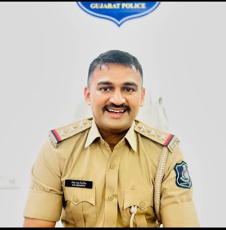 PARTHMEGHANI4's tweet photo. અવતરણ દિવસની હાર્દિક શુભેચ્છાઓ વેકરીયા સાહેબ. https://t.co/Ih9bBzg4oz