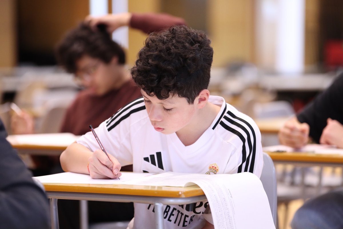 NAISHongKong's tweet image. 🧮✨A few weeks ago, our talented secondary students at NAIS Hong Kong took on the UKMT Intermediate Maths Challenge, a competition for young mathematicians! 📚 We are incredibly proud of their hard work and dedication, let’s continue to celebrate the joy of mathematics together!