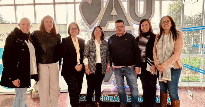 BlancaTorrent's tweet photo. Gracias al apoyo #imdeec @ayuncordoba_es, casi 100 personas en riesgo de exclusión social tendrán prácticas remuneradas en empresas de #CordobaESP. Este tipo de acciones demuestran que la política puede marcar una línea positiva en la vida de las personas. 🤝 #inclusiónsocial 🌍 https://t.co/4GnVXZy8Al