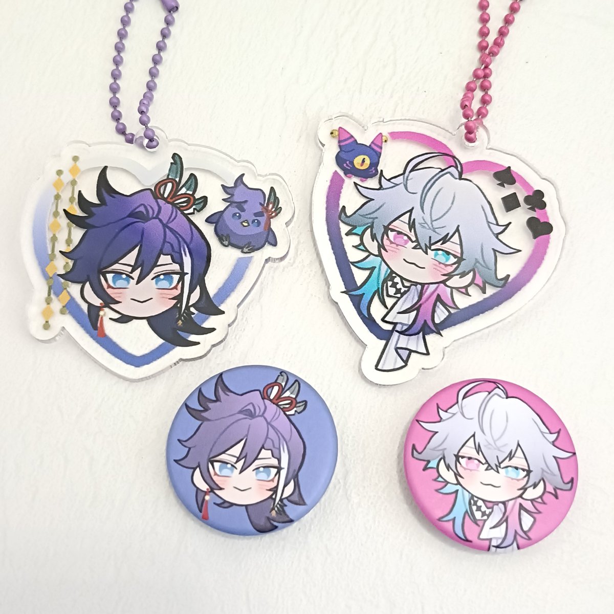 vana_ven's tweet photo. [ #vanasells ]

✶ banzoin hakka &amp; gavis bettel fmg
- ₱ 200 per set (keychain and pin)
– dop: payo / 3 days
– dm / reply to claim

t. wts lfb ph holostars en https://t.co/4i2XcptpUB