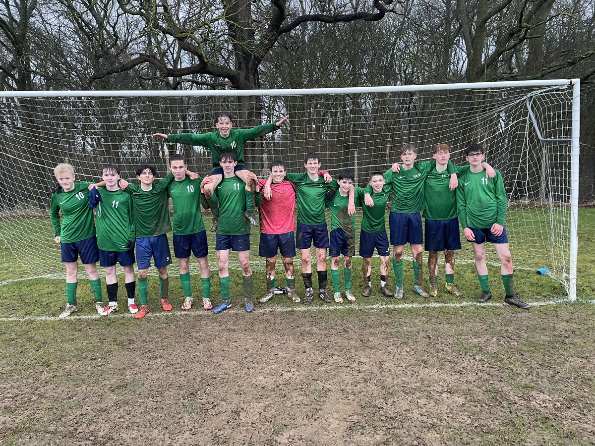 StanPEDance tweet media