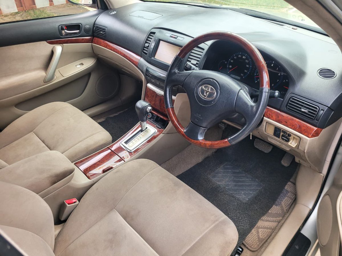 PowermatB's tweet photo. Toyota #premio 2005 

- 1800cc 
- petrol 
- automatic 
- 2wd 

@ 750k

#PowermatMotors
#Psl #TT #MasingaTT 
#SunsetCorsa #NyahururuTT 
#CarTwitter #SpaceYaMagari #Hilux 
#Dmax #Toyota #Revo #VW #Audi 
#Demio  #PsLTD #Kasarani #MagariMoto

📍Kasarani 
📲 0721690280 https://t.co/TUEFoNzluH