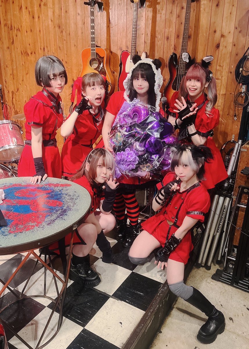 2025_02_11⚡︎ 新宿LOFT꒷꒦

『楽曲派アイドル・ガイドブック』
　　　　  刊行記念ライブイベント!!

 -完-

 ★⚡︎刊行お目出度ウ御座います⚡︎★
  ￣￣￣￣￣￣￣￣￣￣￣￣￣￣￣
：
⚡︎⚡︎⚡︎ #楽曲派アイドル・ガイドブック