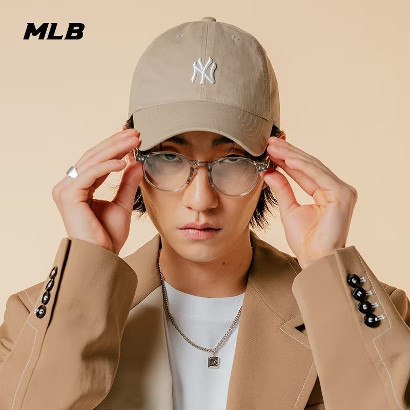 SereeDts's tweet photo. ลองดู หมวก MLB แท้ NY YANKEES ROOKIE BALL CAP LAหมวก💯จากช๊อปเกาหลี ในราคา ฿590 ที่ Shopee
#ช้อปปี้แฟชั่น #ช้อปปี้ #ส่งฟรี #SuperBowl https://t.co/lfl2UxzitE https://t.co/H8BuqfkjUB