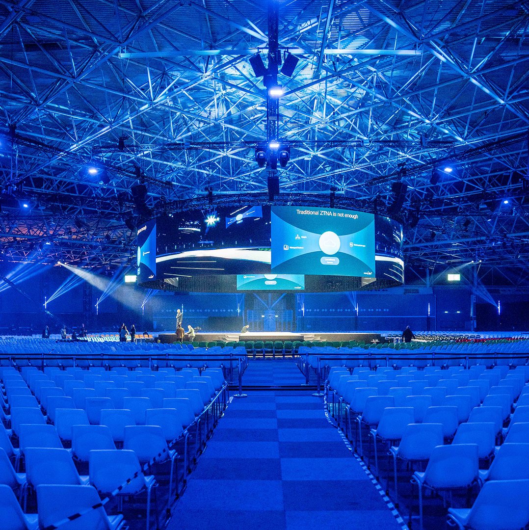 CiscoLiveEMEA's tweet photo. The moment has arrived, folks! Grab your seats and join us for the #CiscoLiveEMEA Opening Keynote. The main event begins at 09:30 CET, but the excitement starts now with an electrifying pre-show. Don’t miss out! https://t.co/PhivaXPmFm https://t.co/GjVmsiza5O