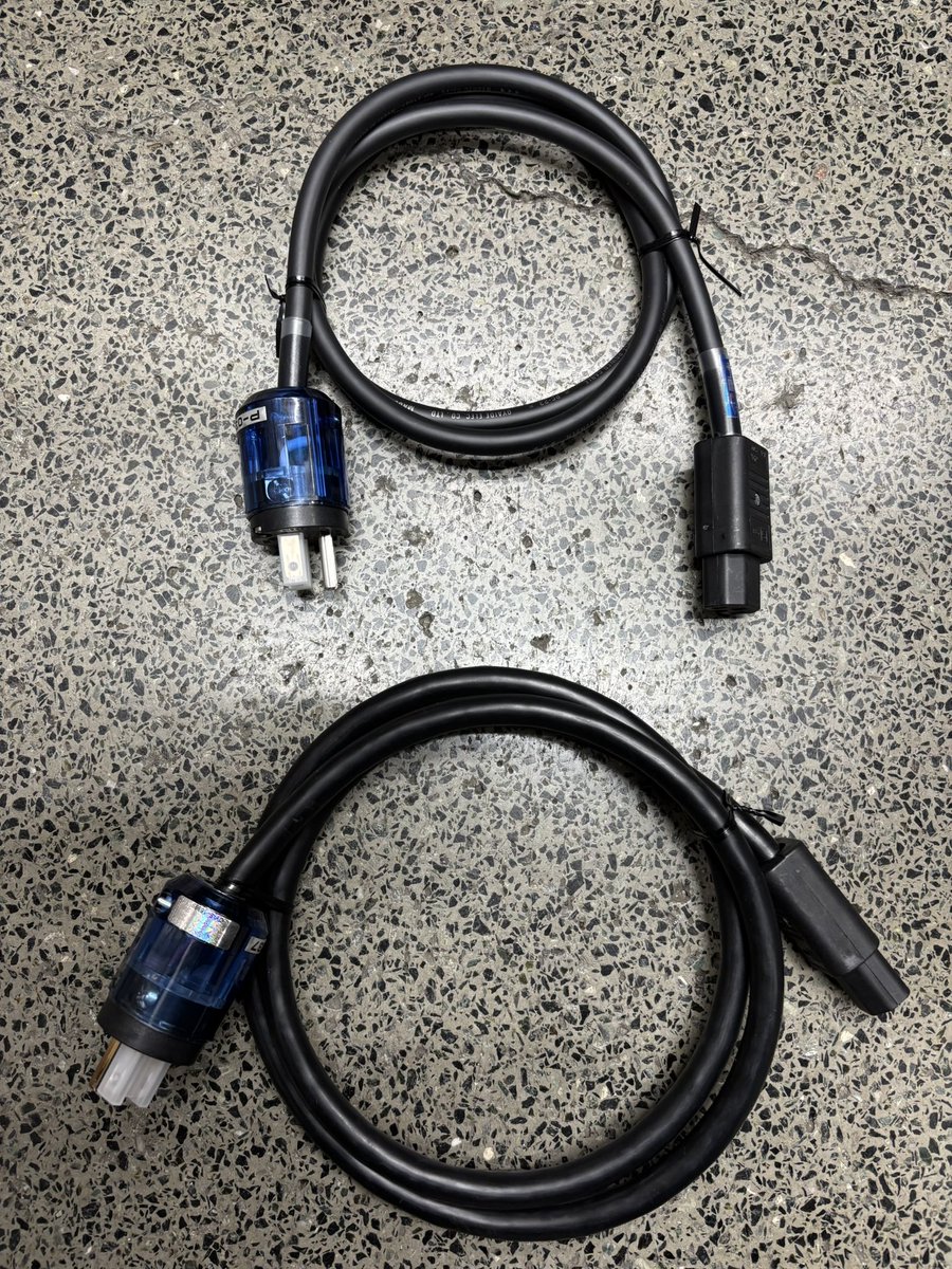 オヤイデPー037 C−037 オヤイデ電気 OYAIDE 電源ケーブル P-037 音響用