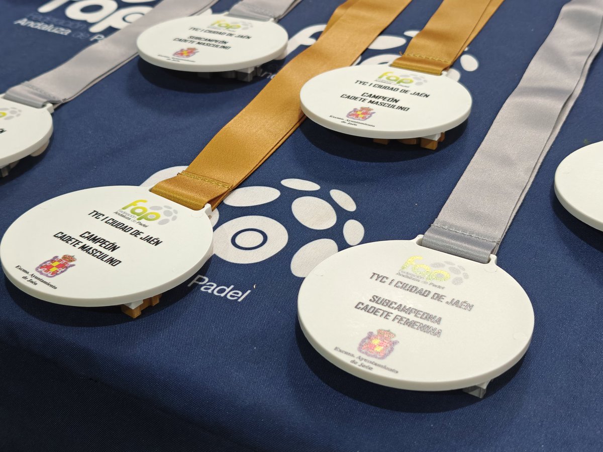 640 deportistas de la cantera española levantan el telón del Circuito Nacional de Menores Babolat 
Tyc1 Jaén👇

padelfederacion.es/noticia.asp?Id…

 Foto: <a href="/faponline/">Fed. Andaluza Pádel</a>