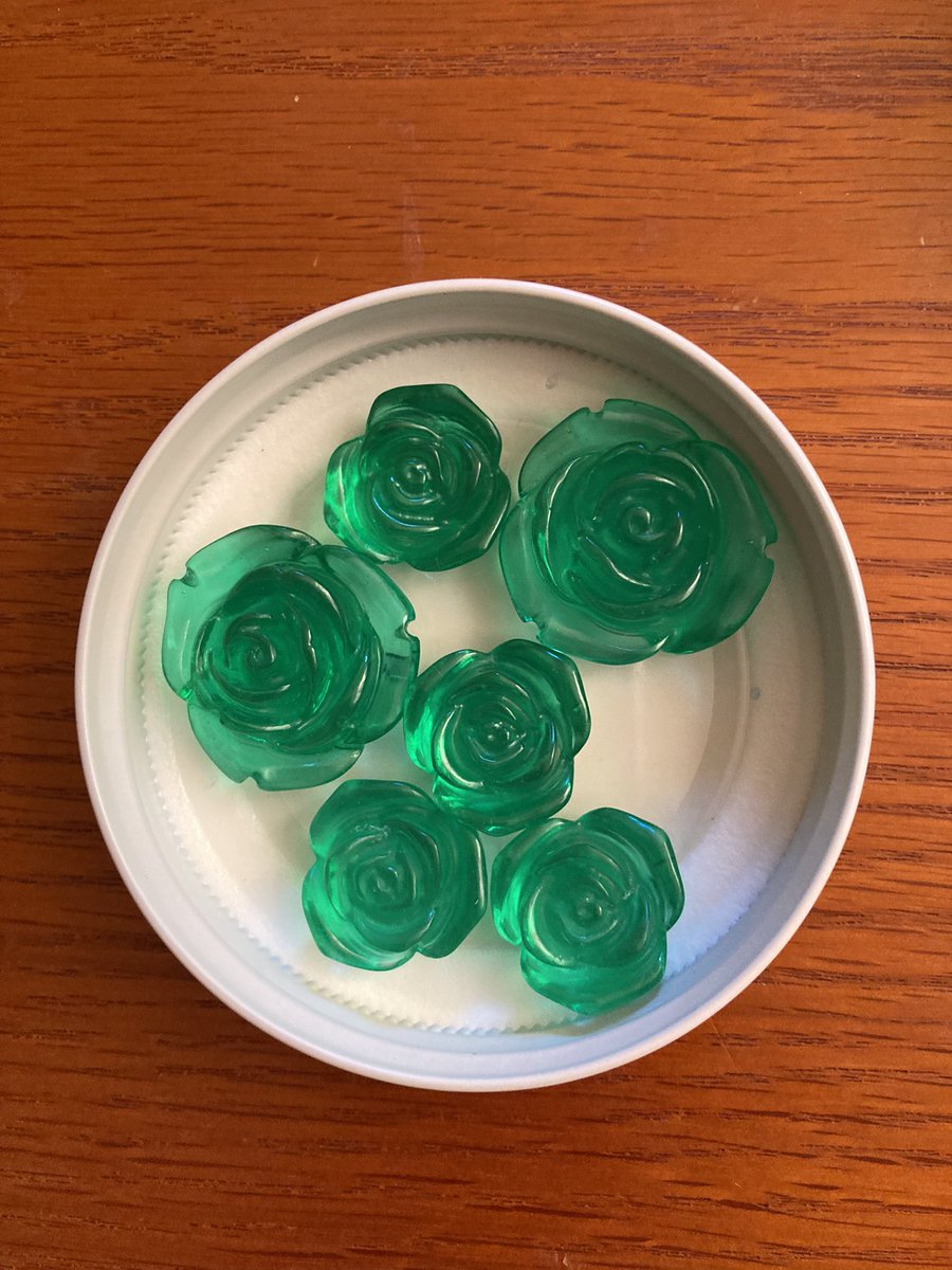 推しのパーツを作りましたー